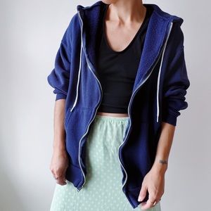SOLD— Vintage Hanes zip hoodie in navy | L-XL|